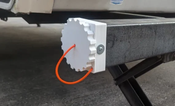 Caravan rear support box
