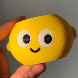 ليمونة مبتسمة